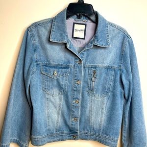 jean jacket size M